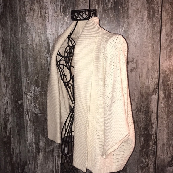 Sweater - Picture 2 of 5